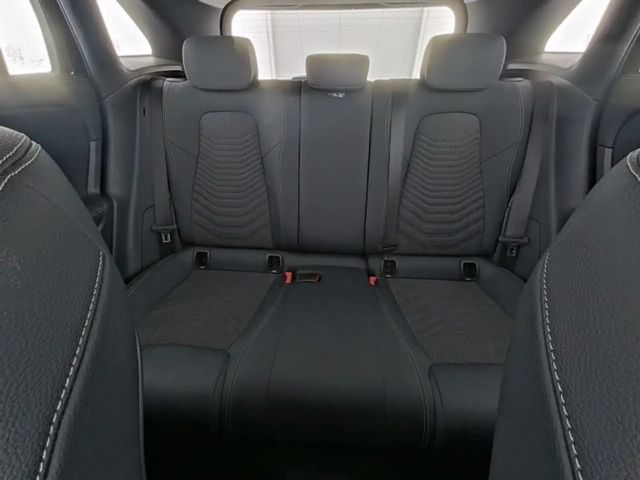 Mercedes-Benz GLA 180 Progressive