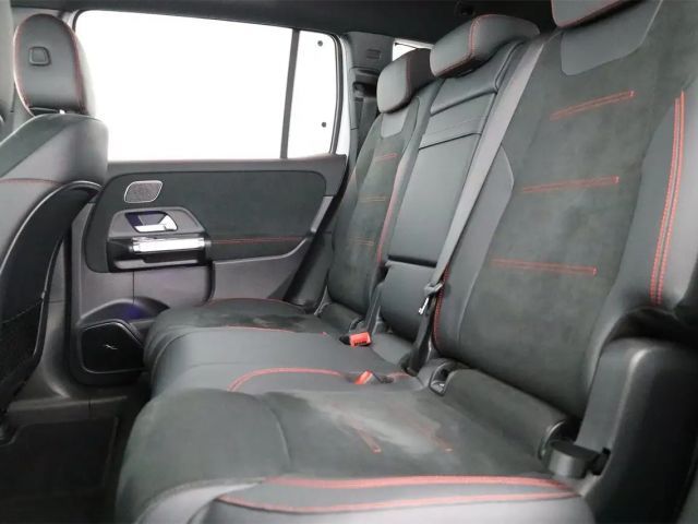 Mercedes-Benz EQB 300 4MATIC AMG Line