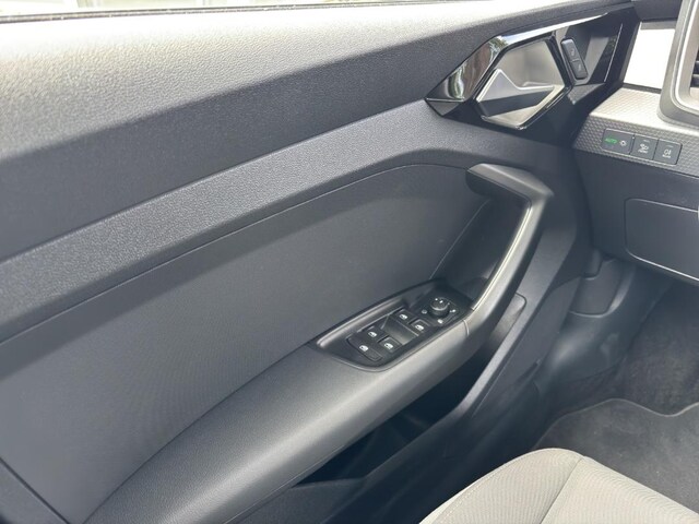 Audi A1 30 TFSI Allstreet