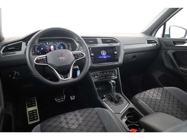 Volkswagen Tiguan 1.5 TSI DSG R-Line