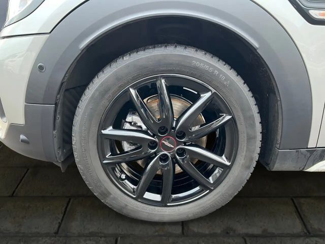 MINI Cooper Countryman Cooper Countryman PANO/HUD/ACC/MMRY/KAMERA/18ZLL