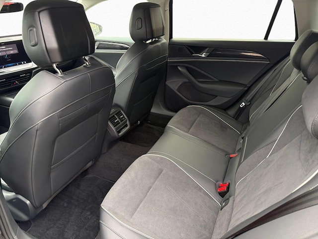 Volkswagen Passat 1.5 eTSI Business DSG