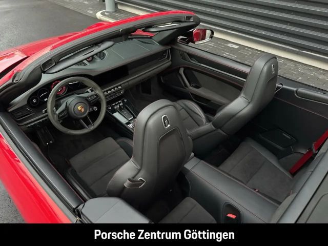 Porsche 992 4 Cabrio Carrera GTS