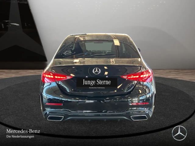 Mercedes-Benz C 200 AMG Line Sedan