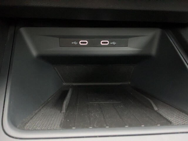 Seat Leon 2.0 TDI DSG Sportstourer Style