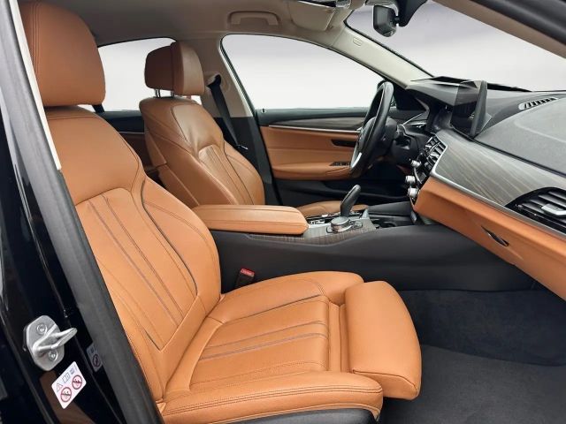 BMW 530 530e Sedan xDrive