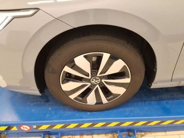 Volkswagen Golf 1.5 TSI