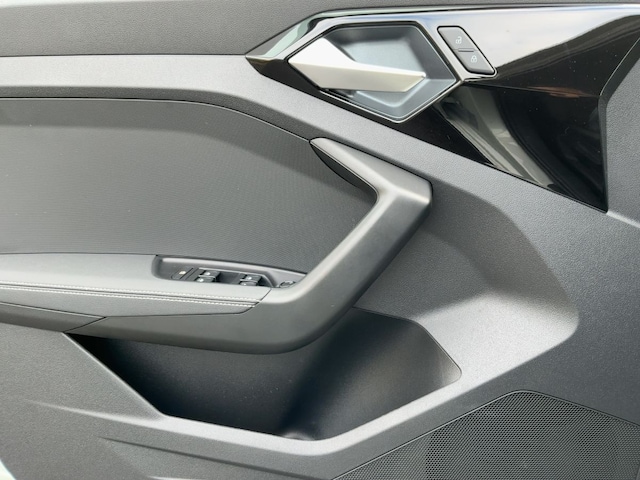 Audi A1 30 TFSI Allstreet S-Tronic