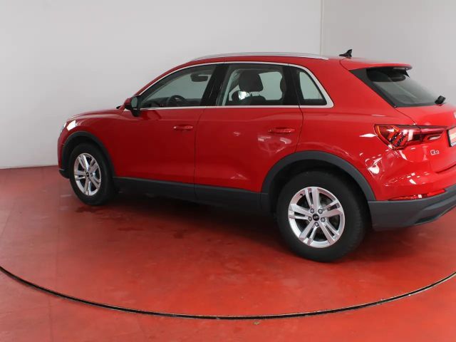 Audi Q3 35 TDI S-Tronic