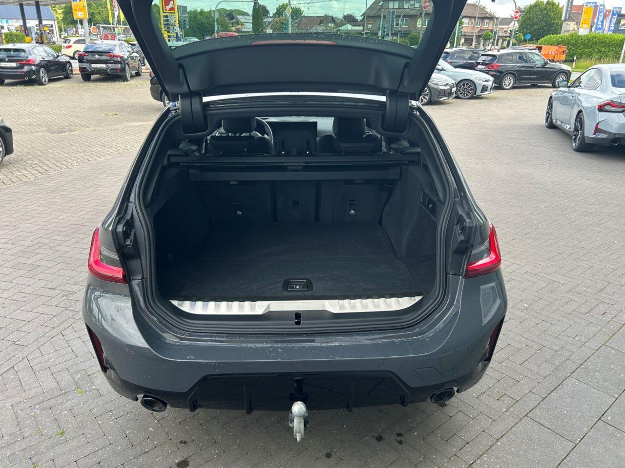 BMW 330 330e Touring