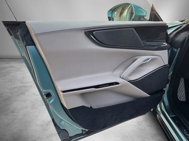 Ferrari Purosangue Celeste Met. - Panorama -Massage Sitze vorn