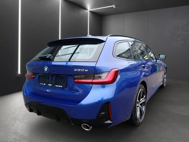 BMW 330 330e M-Sport Touring