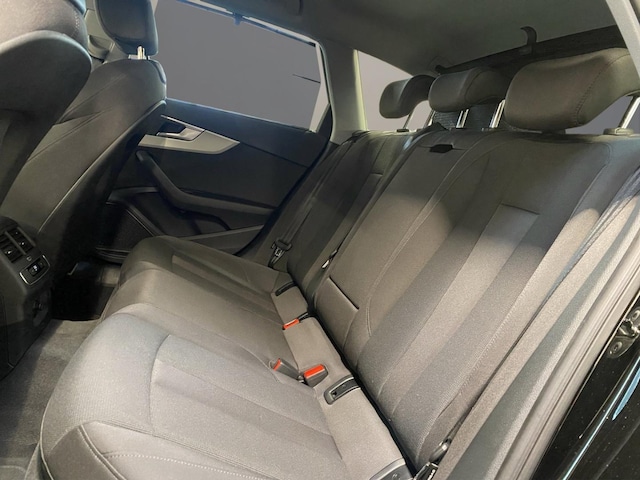 Audi A4 35 TDI Avant S-Tronic