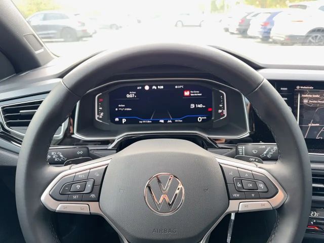 Volkswagen Taigo 1.0 TSI DSG R-Line