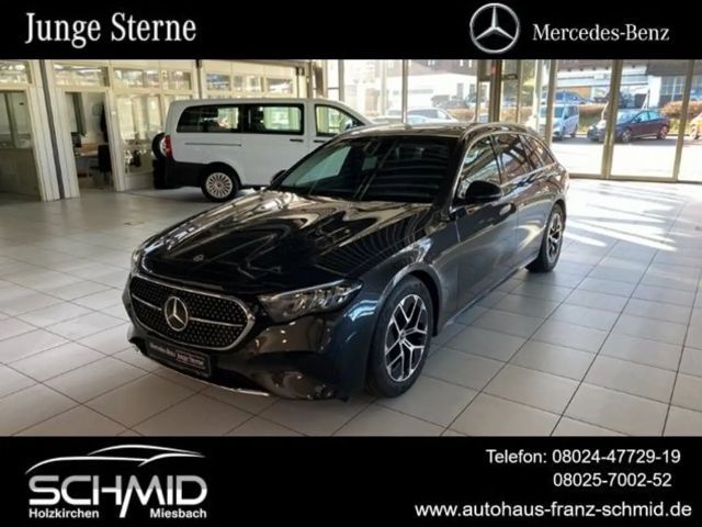 Mercedes-Benz E 220 AVANTGARDE E 220 d Estate