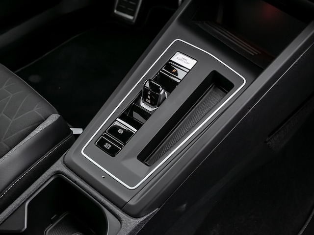 Volkswagen Golf 2.0 TDI DSG Golf VIII