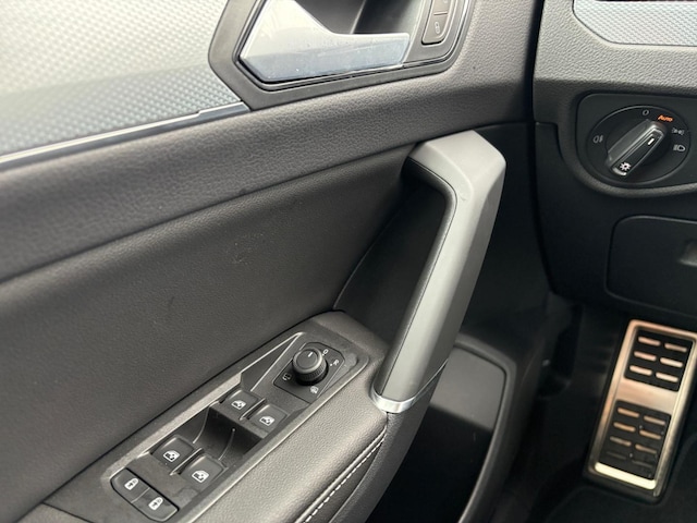 Volkswagen Touran DSG IQ.Drive