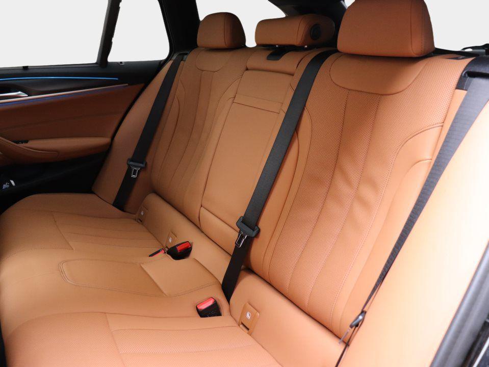 BMW 530 530e Touring