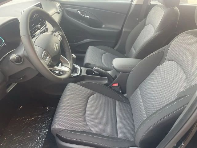 Hyundai i30 Family *NAVI*SITZHEIZUNG*KAMERA*