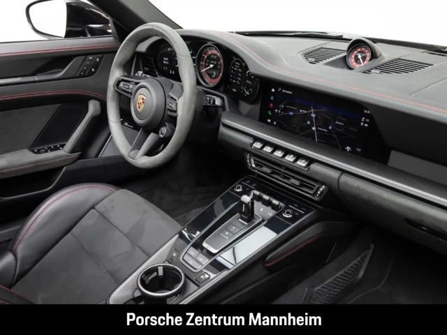 Porsche 992 4 Cabrio Carrera GTS