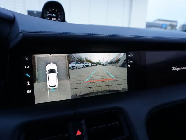 Porsche Taycan Sport Turismo Turbo