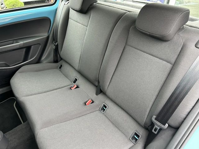 Volkswagen up! Move Move up!