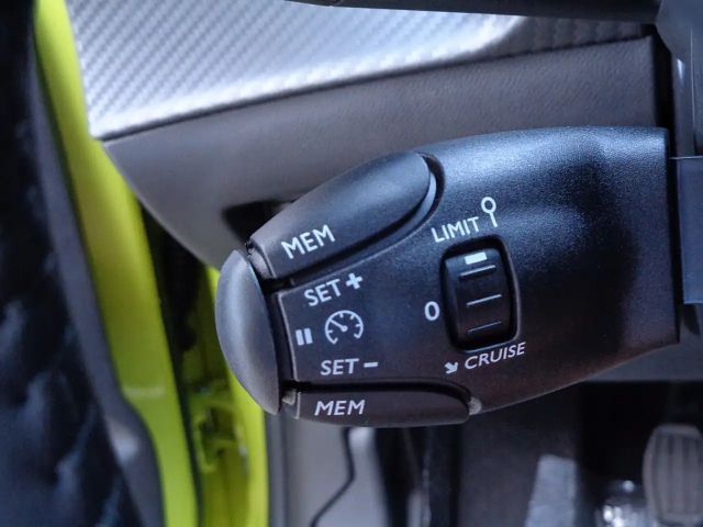 Peugeot 208 PureTech Style