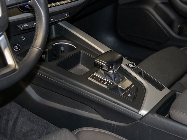 Audi A4 40 TFSI Avant S-Tronic