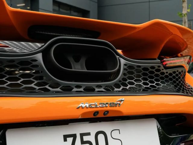 McLaren 750S Spider Performance I Lift I Black Pack