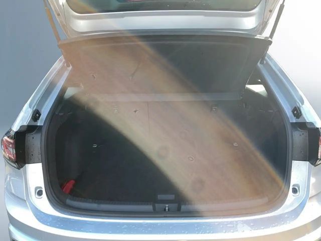 Volkswagen Taigo 1.0 TSI DSG R-Line