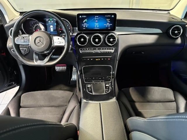 Mercedes-Benz GLC 300 4MATIC AMG Line