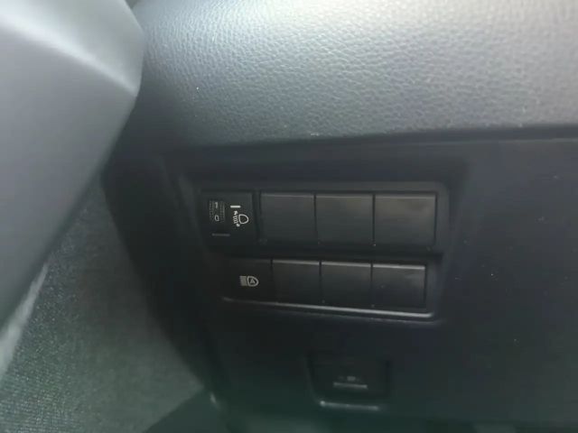 Toyota Yaris Hatchback Team D