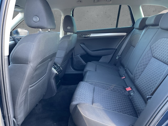 Skoda Superb 2.0 TDI Combi