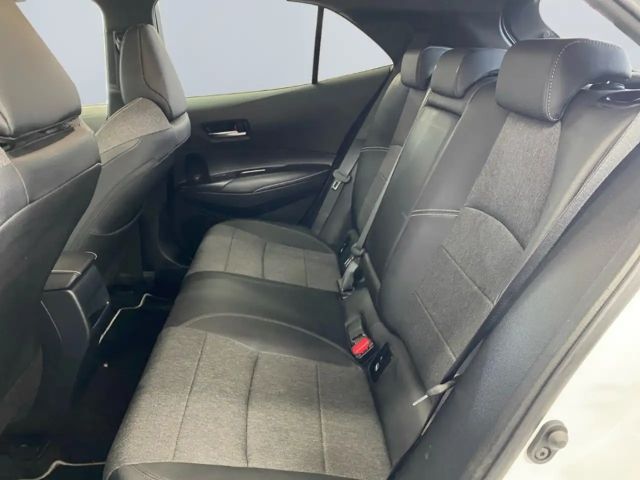 Toyota Corolla Hybride Team D