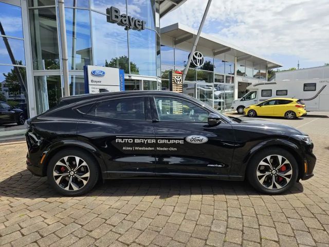 Ford Mustang Mach-E AWD