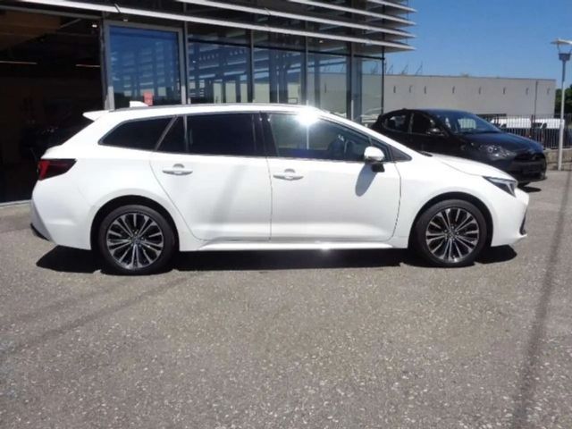 Toyota Corolla Active Hybride Touring