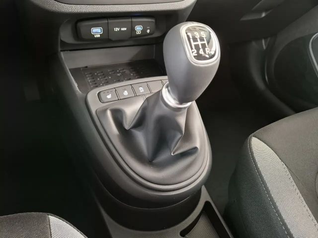 Hyundai i10 1.0 2WD Trend