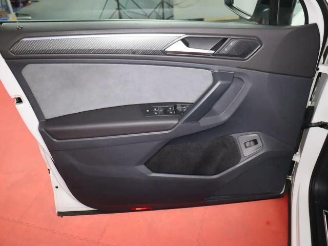 Volkswagen Tiguan 2.0 TSI Style