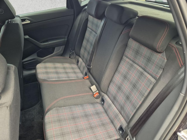 Volkswagen Polo 2.0 TSI DSG GTI