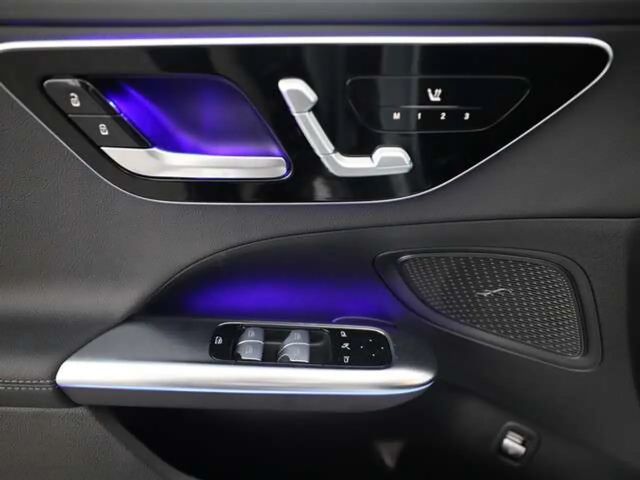 Mercedes-Benz C 200 C 200 d Sedan