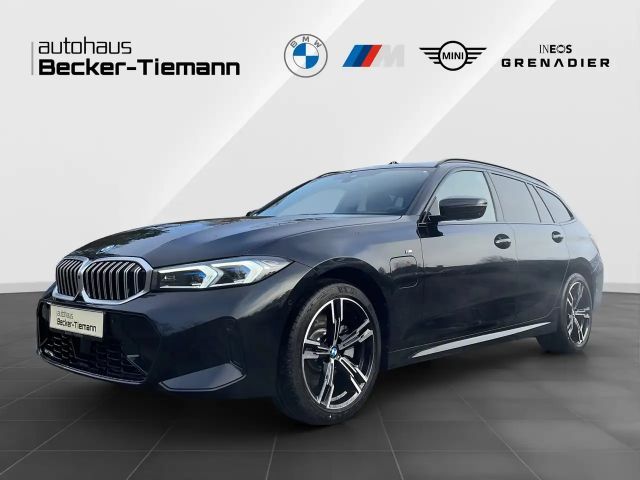 BMW 330 330e M-Sport Touring