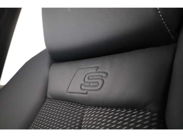 Audi Q4 e-tron S-Line