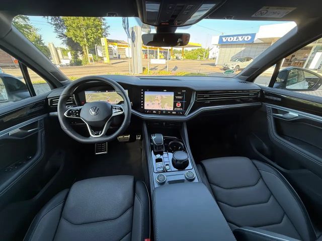 Volkswagen Touareg 4Motion R-Line