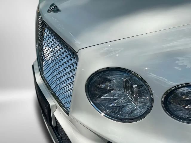 Bentley Bentayga V8