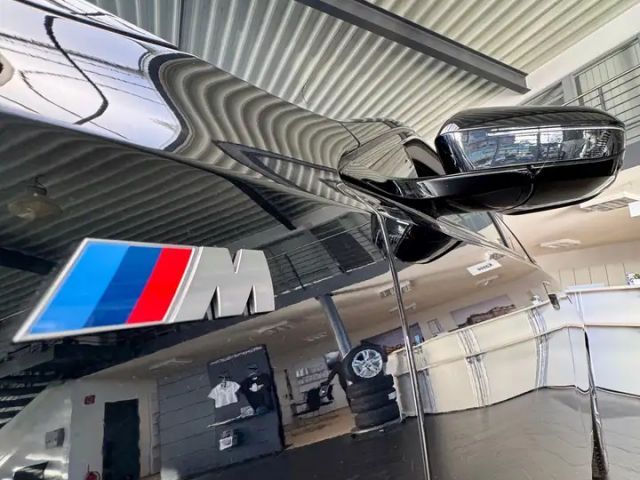 BMW 520 520d M-Sport Sedan