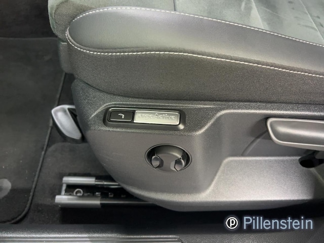 Volkswagen T-Roc Business DSG Style