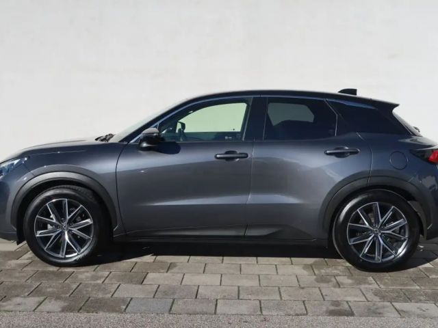 Lexus LBX E-Four Emotion