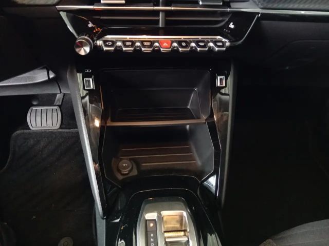 Peugeot E-2008 Active Pack