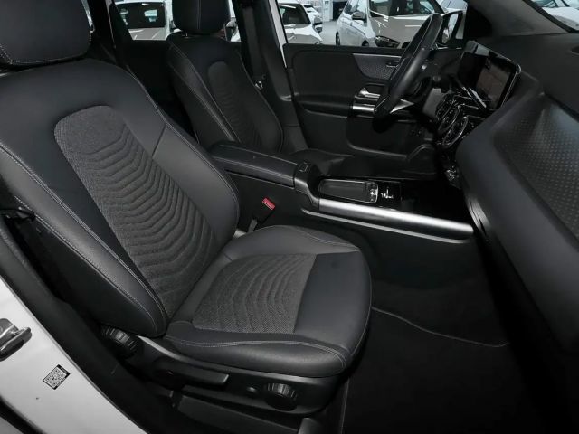 Mercedes-Benz B 250 B 250 e