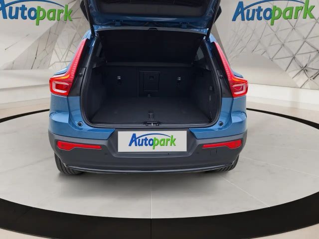 Volvo XC40 Dark Plus